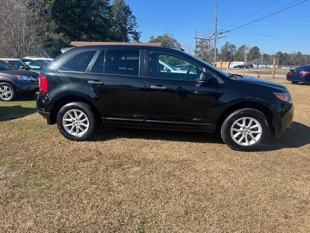 2014 Ford Edge SE photo 2