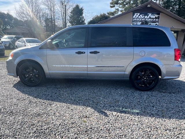 2020 Dodge Grand Caravan SE's photo